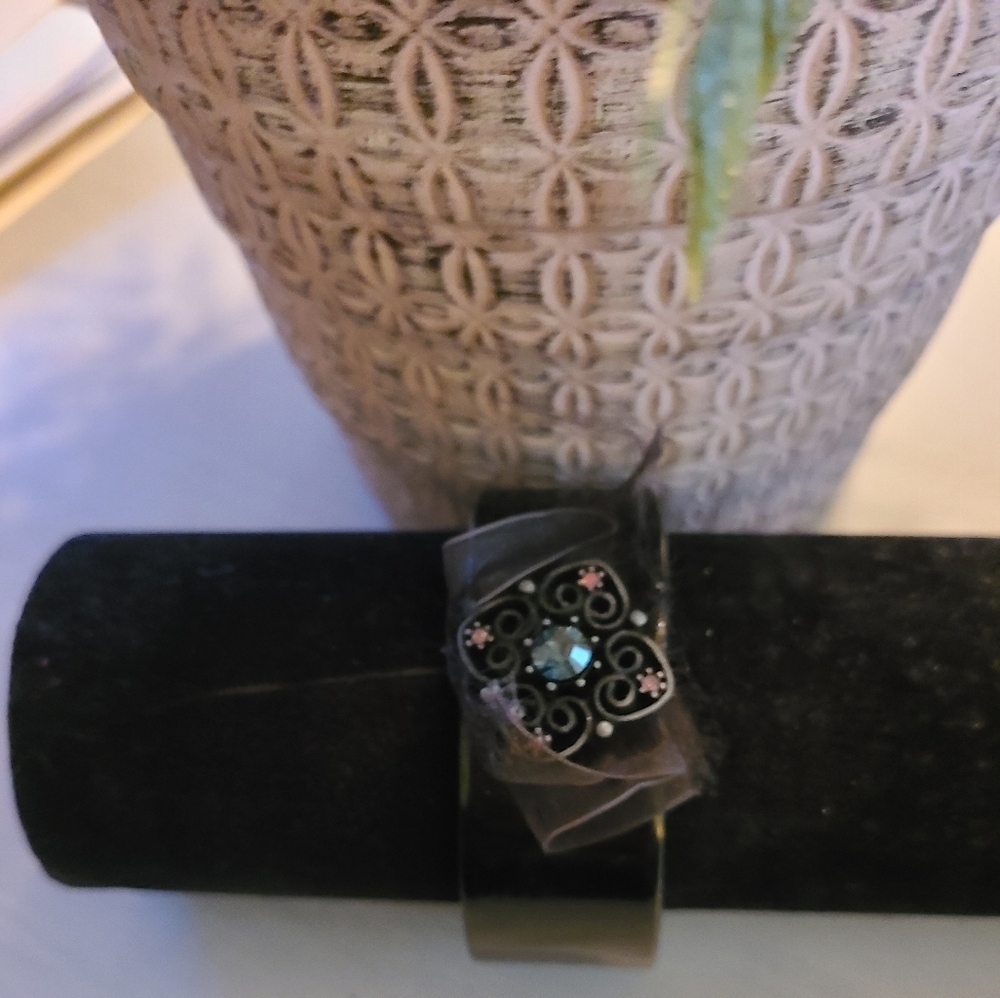 Costume bracelet